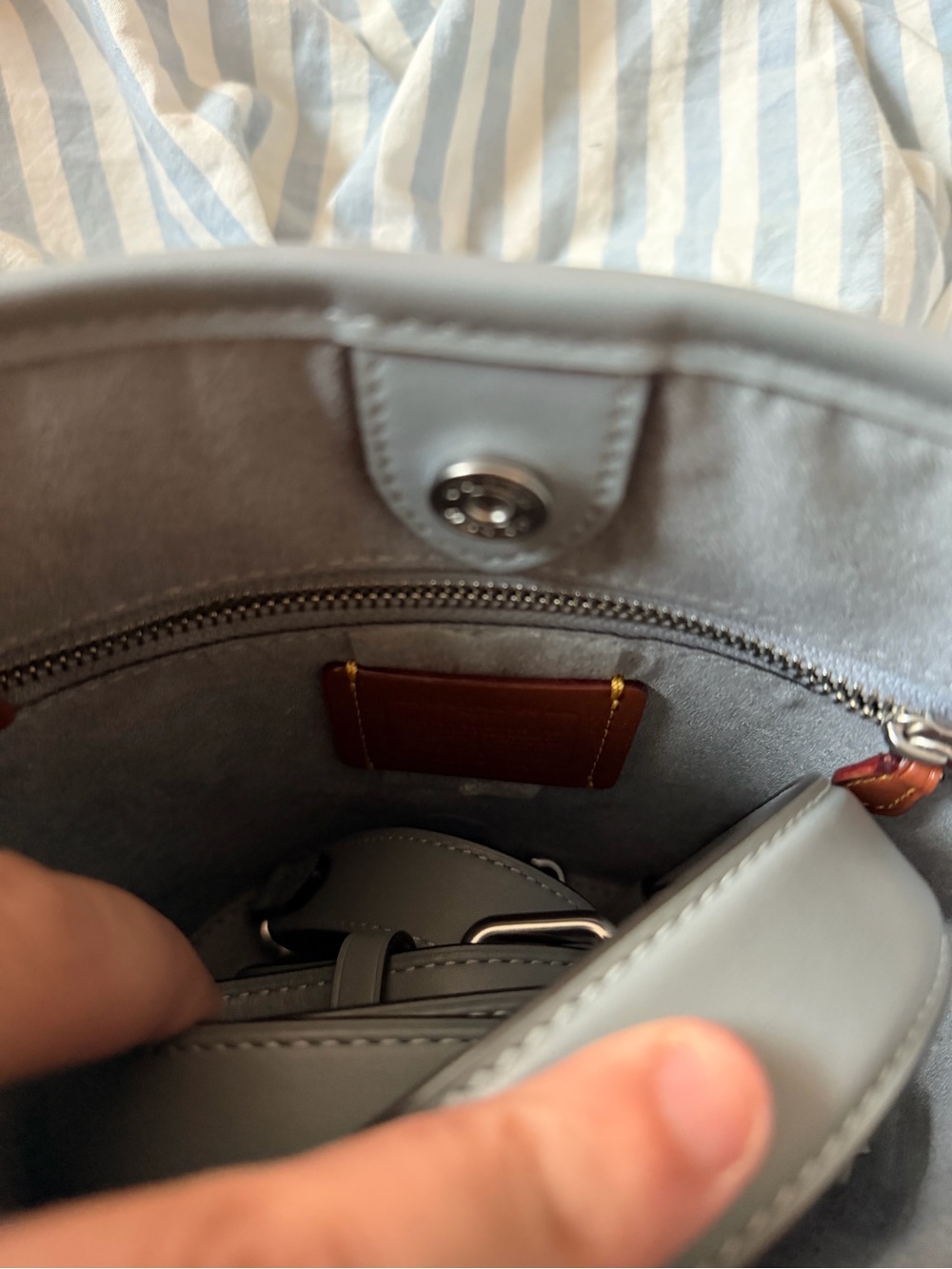 Coach Light Gray Leather Crossbody Bucket Bag - Picture 6 of 7